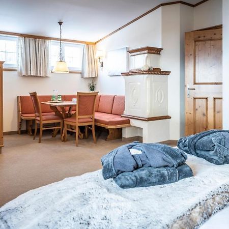 Anthony'S Alpin Hotel Garni Lech am Arlberg Esterno foto