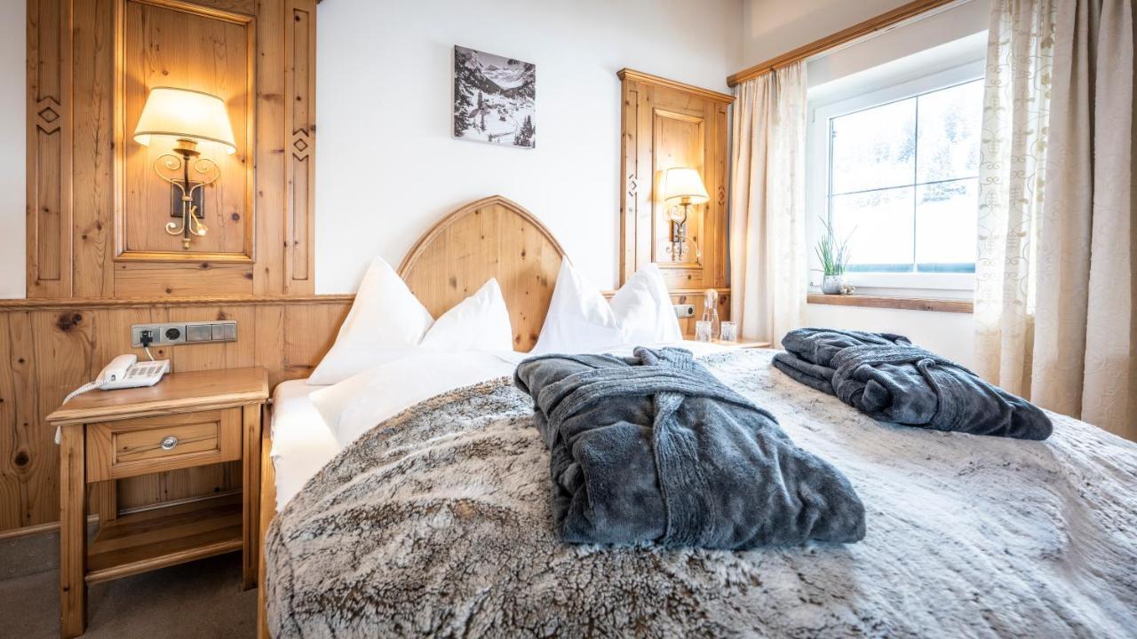 Anthony'S Alpin Hotel Garni Lech am Arlberg Esterno foto