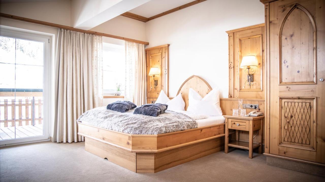 Anthony'S Alpin Hotel Garni Lech am Arlberg Esterno foto